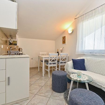 Apartment Mladen 1860 เมดูลิน ภายนอก รูปภาพ