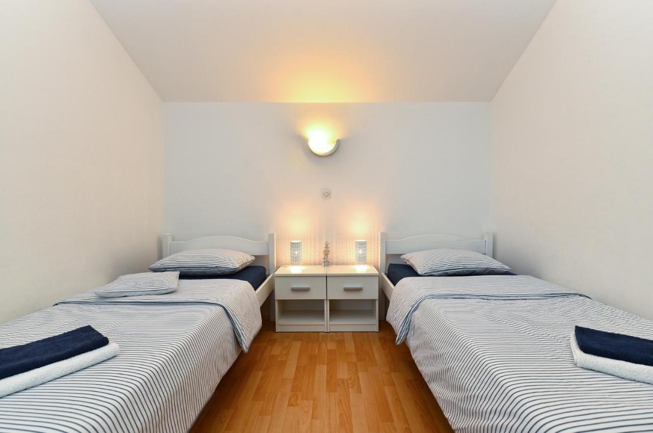 Apartment Mladen 1860 เมดูลิน ภายนอก รูปภาพ