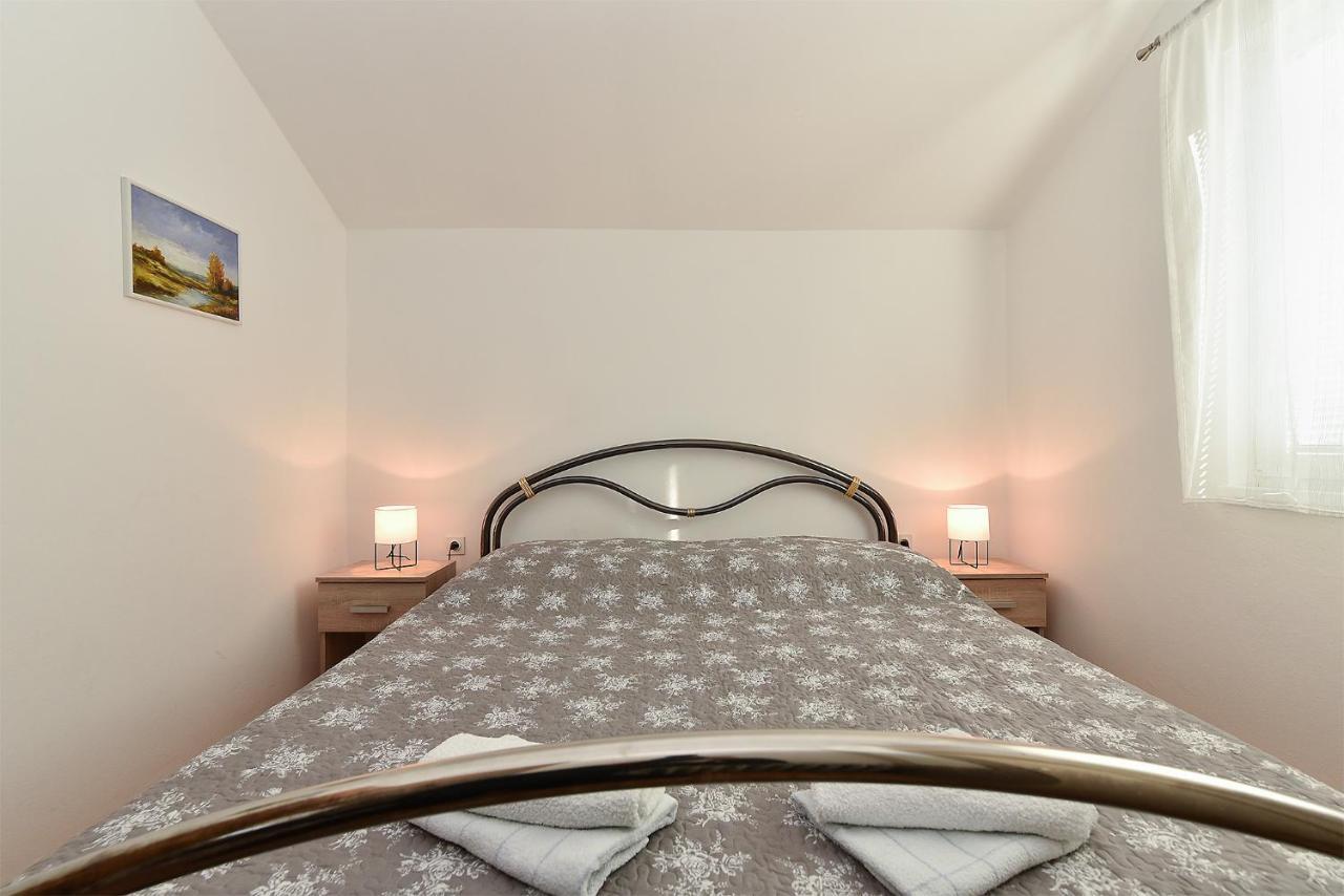 Apartment Mladen 1860 เมดูลิน ภายนอก รูปภาพ